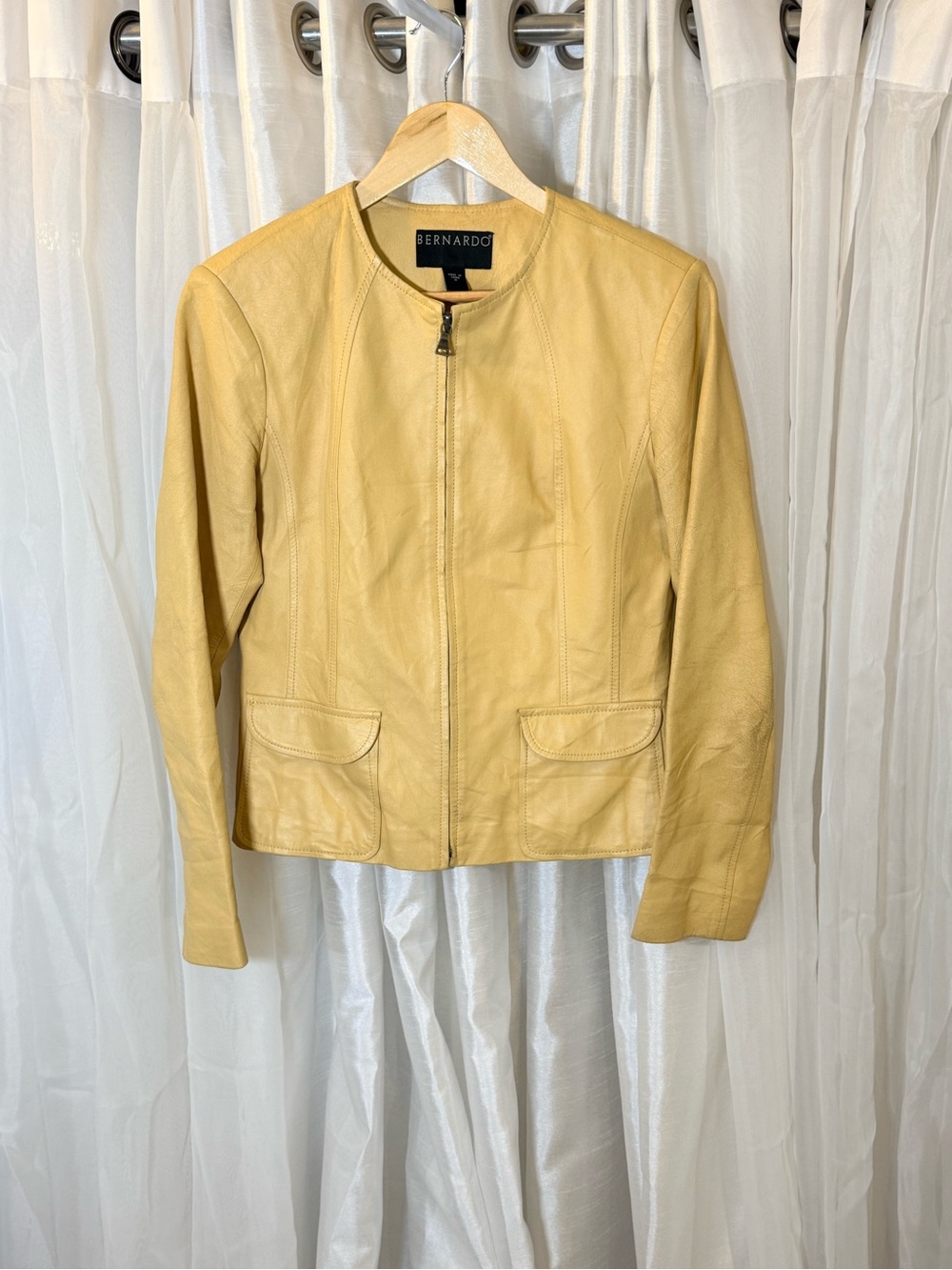 Bernardo Lightweight Yellow genuine Leather Zip-Front Jacket